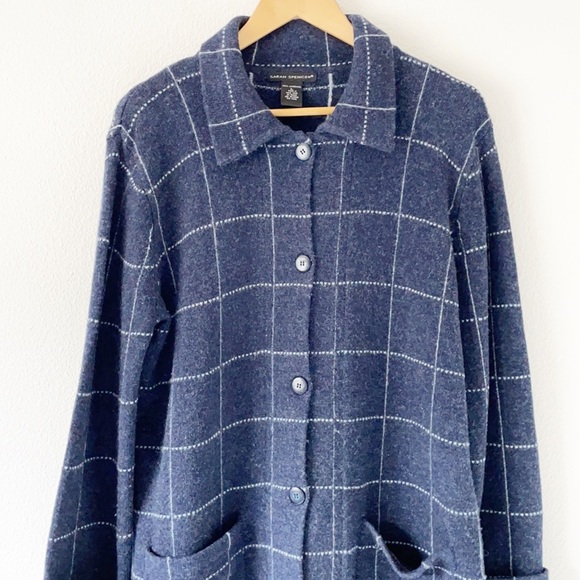 100% Lambswool Cardigan - Picture 3 of 12